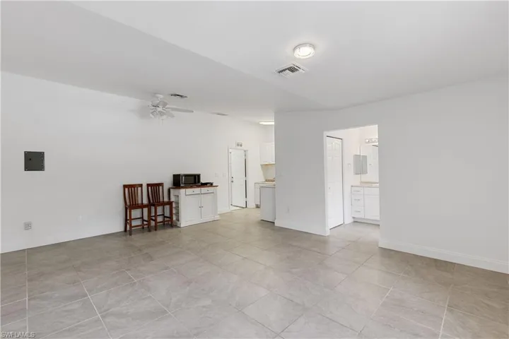390  12th NE AVE, Naples, FL 34120