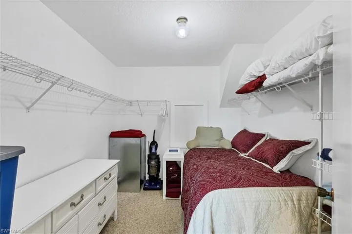 Walk in Closet