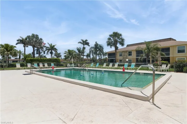 401 Charlemagne Blvd # 206c, Naples Fl 34112