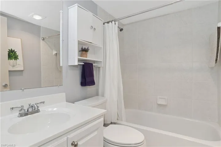 401 Charlemagne Blvd # 206c, Naples Fl 34112