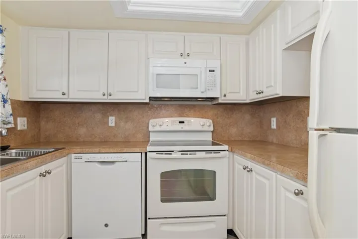 401 Charlemagne Blvd # 206c, Naples Fl 34112