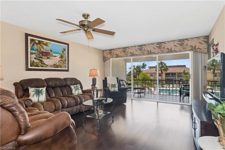 401 Charlemagne Blvd # 206c, Naples Fl 34112