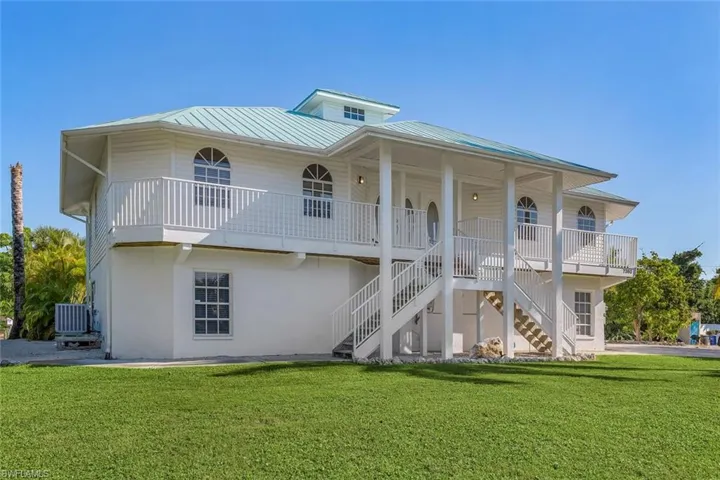 7380 Barrancas Ave, Bokeelia, Florida 33922