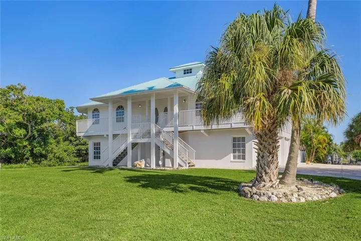 7380 Barrancas Ave, Bokeelia, Florida 33922