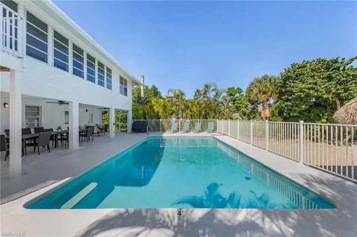 7380 Barrancas Ave, Bokeelia, Florida 33922