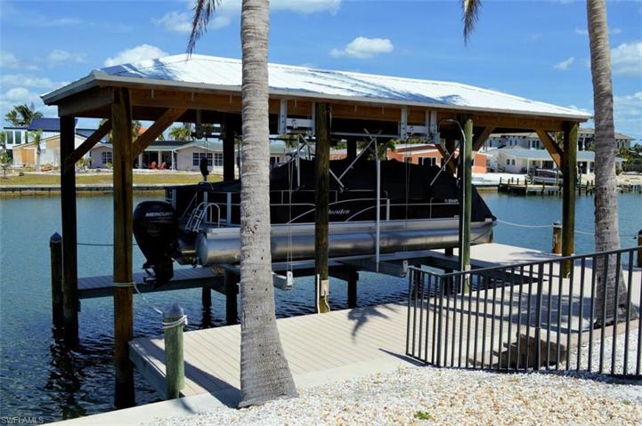 Dock