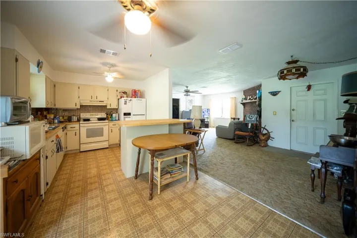 361 22nd St Se, Naples, Florida 34117