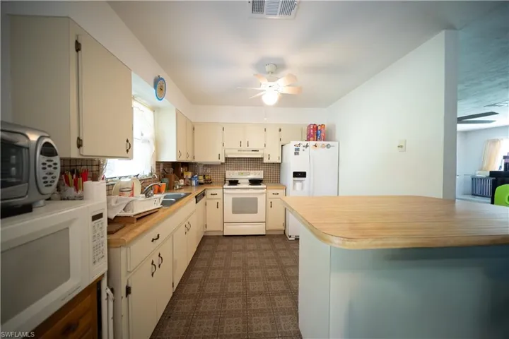 361 22nd St Se, Naples, Florida 34117