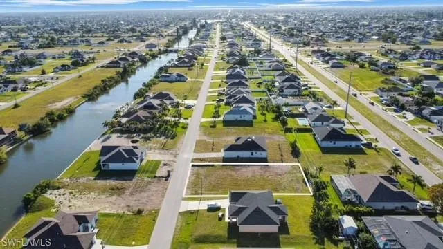 202 Nw 8th Ter, Cape Coral Fl 33993