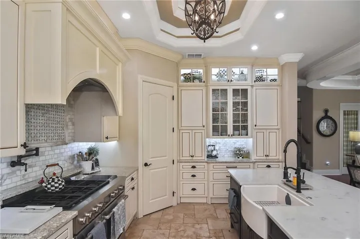 1229 Plumosa Dr, Fort Myers, Florida 33901