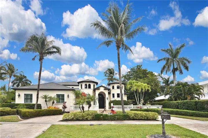 1229 Plumosa Dr, Fort Myers, Florida 33901