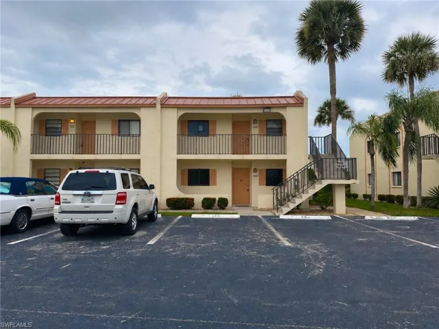 16341 Dublin Cir 105, Fort Myers, Florida 33908