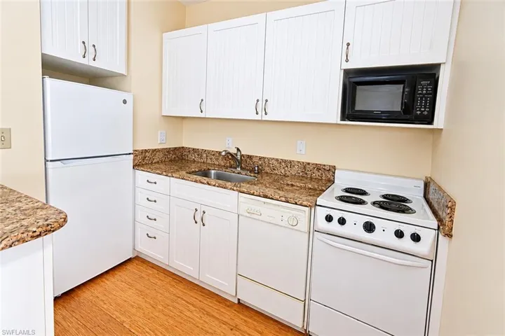 1170 Edington Pl B6, Marco Island, Florida 34145