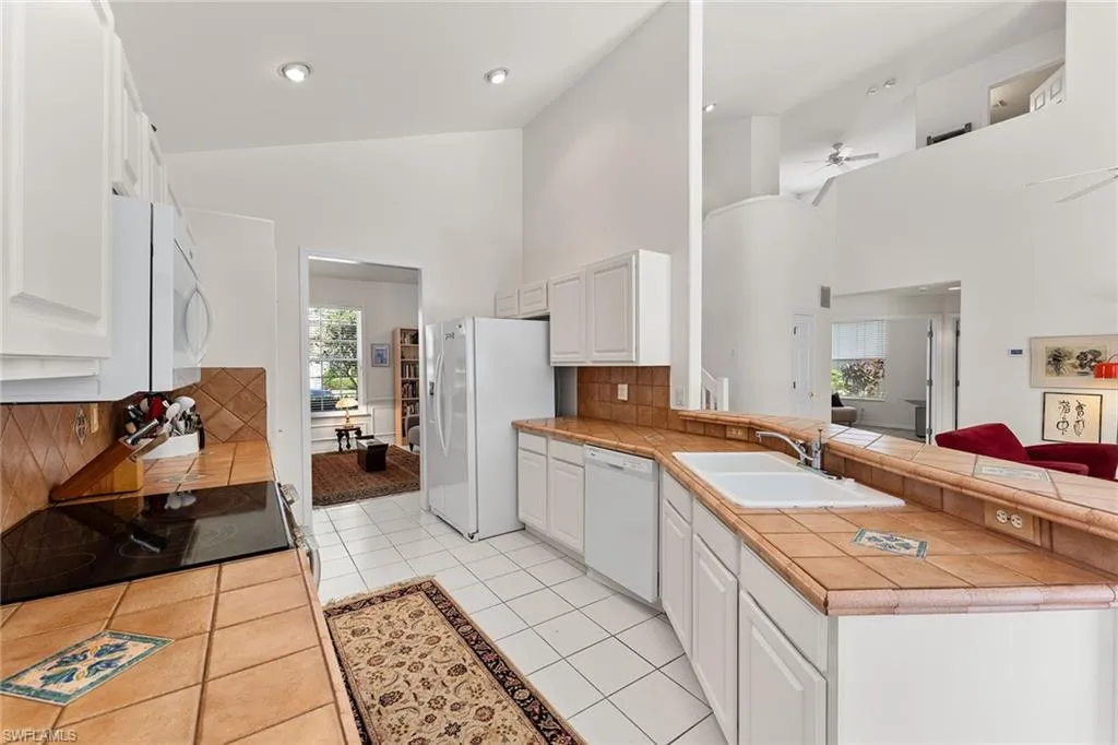 8824 Ventura WAY, Naples, FL 34109,225044823
