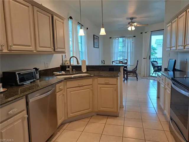 14501  Grande Cay  CIR, Fort Myers, FL 33908