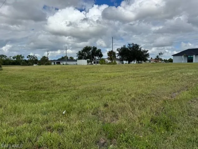 1935 Kismet Pkwy E, Cape Coral, Florida 33909