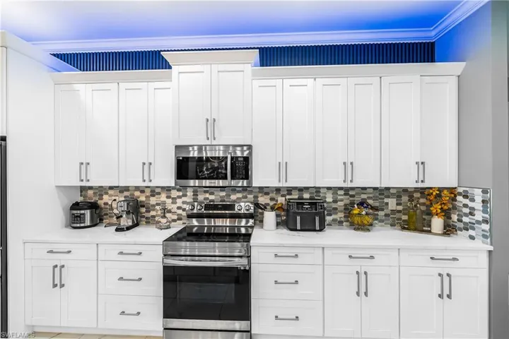 2557  29th NE AVE, Naples, FL 34120