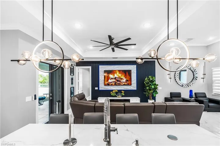 2557  29th NE AVE, Naples, FL 34120