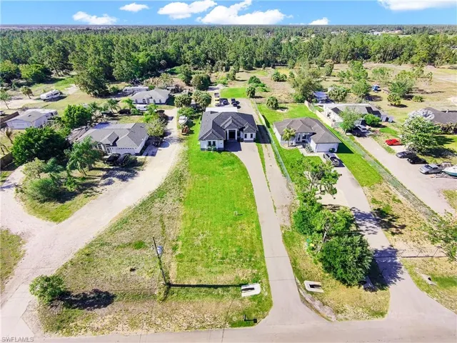 2557  29th NE AVE, Naples, FL 34120