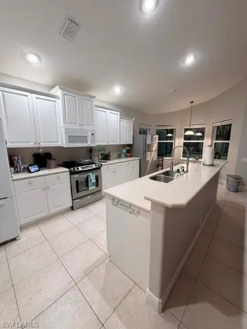 20381 Rookery Dr, Estero, Florida 33928