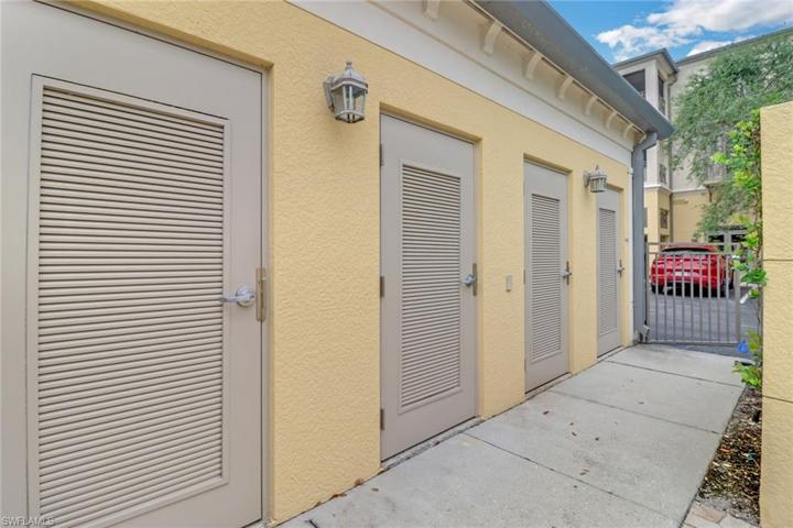Additional storage space for bikes, beach equipment, etc.