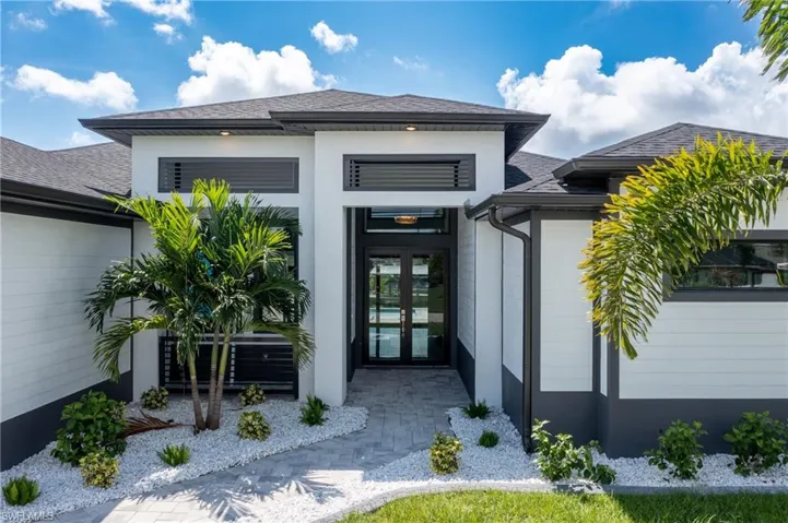 View of exterior entry with french doors