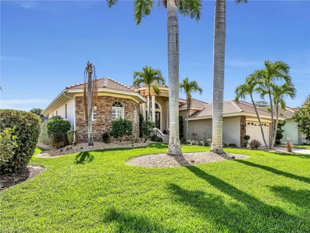 5381 Harborage Dr, Fort Myers, Florida 33908