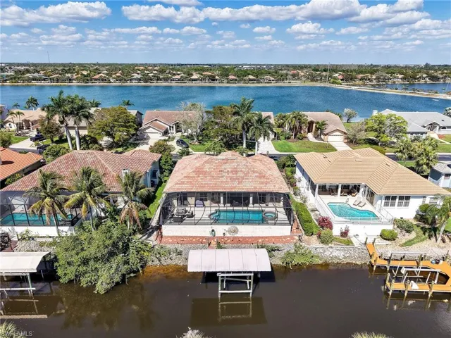 5381 Harborage Dr, Fort Myers, Florida 33908
