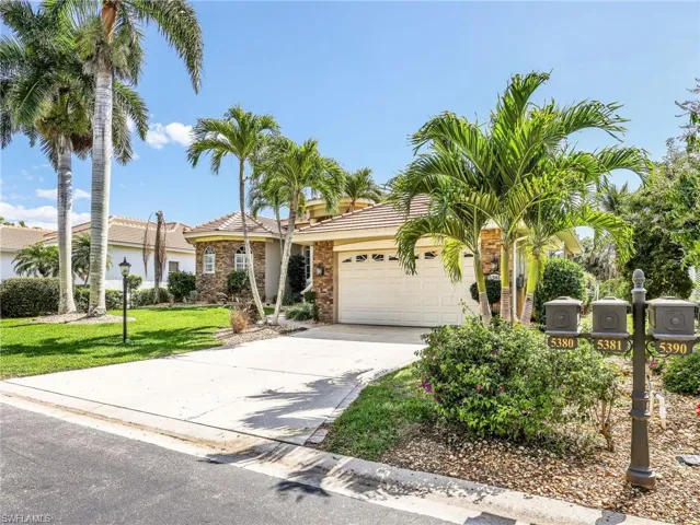 5381 Harborage Dr, Fort Myers, Florida 33908