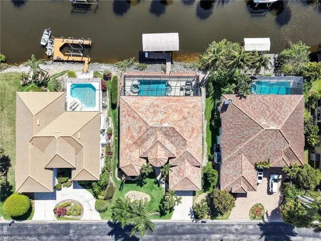 5381 Harborage Dr, Fort Myers, Florida 33908