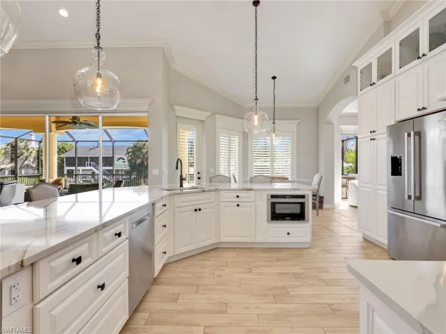 5381 Harborage Dr, Fort Myers, Florida 33908