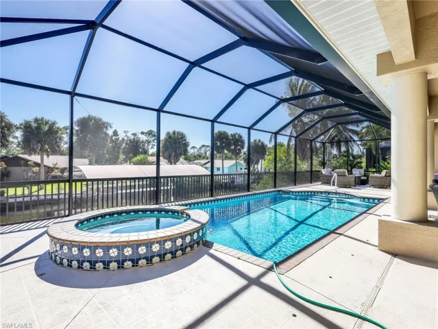 5381 Harborage Dr, Fort Myers, Florida 33908