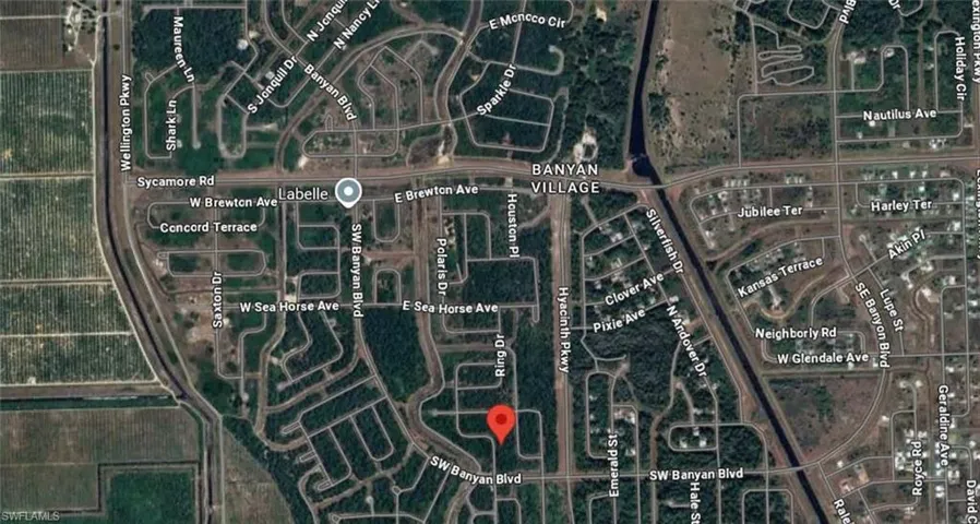 Aerial map of property and surrounding area