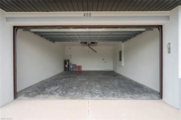 400 W 13th  ST, Lehigh Acres, FL 33972