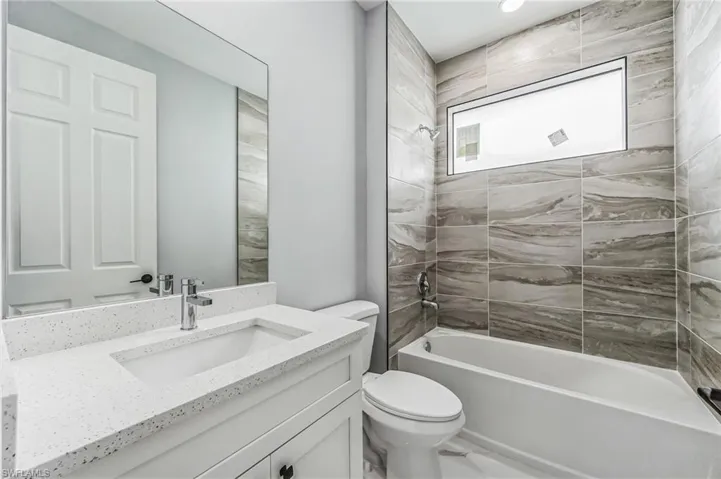 400 W 13th  ST, Lehigh Acres, FL 33972