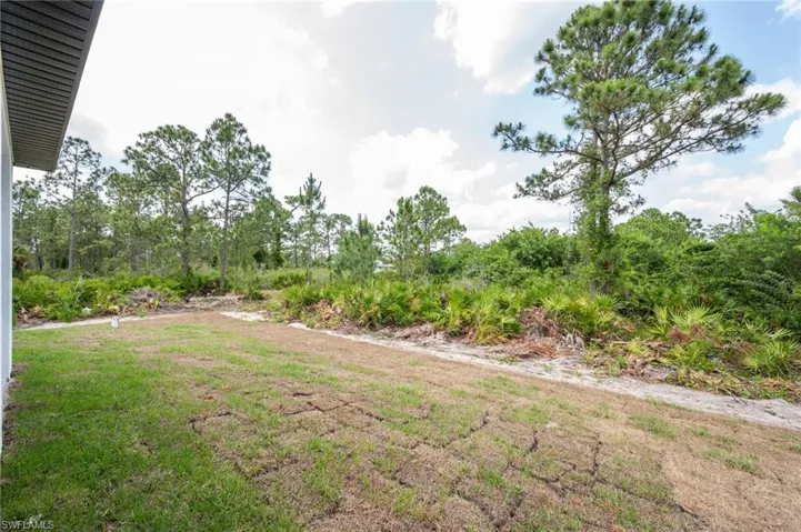 400 W 13th  ST, Lehigh Acres, FL 33972