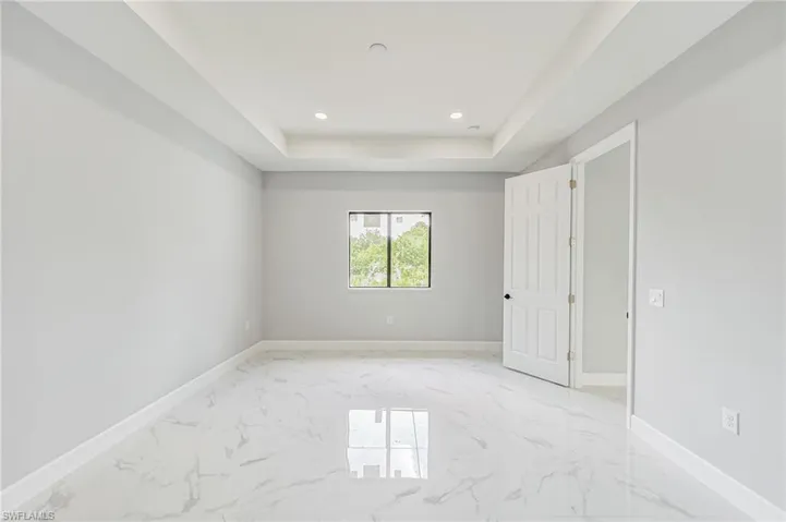400 W 13th  ST, Lehigh Acres, FL 33972