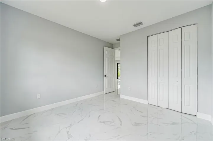 400 W 13th  ST, Lehigh Acres, FL 33972
