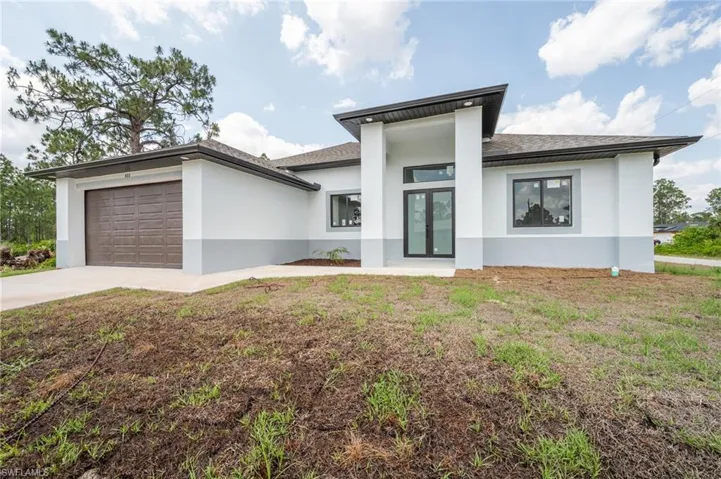 400 W 13th  ST, Lehigh Acres, FL 33972