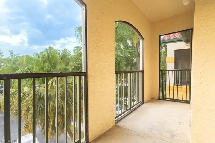 11521 Villa Grand 911, Fort Myers, Florida 33913