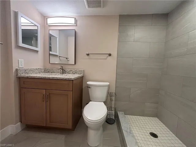5319  Summerlin  RD, Fort Myers, FL 33919
