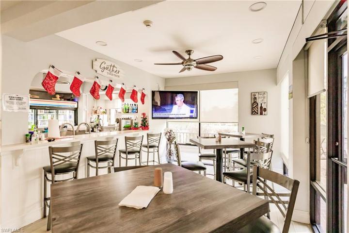 Clubhouse restaurant