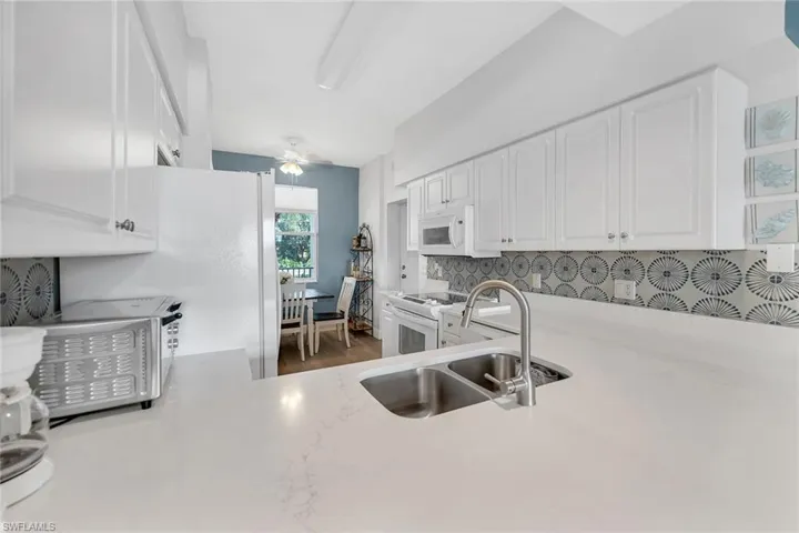 2740  Cypress Trace  CIR, Naples, FL 34119