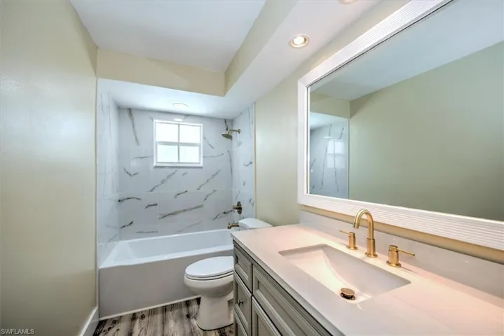 14832  Kimberly  LN, Fort Myers, FL 33908