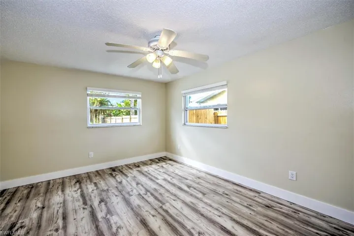 14832  Kimberly  LN, Fort Myers, FL 33908
