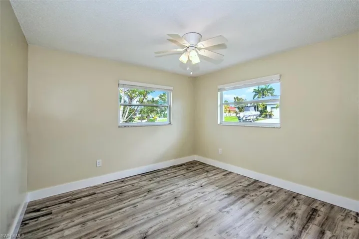 14832  Kimberly  LN, Fort Myers, FL 33908