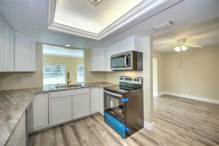 14832  Kimberly  LN, Fort Myers, FL 33908