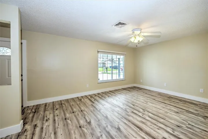 14832  Kimberly  LN, Fort Myers, FL 33908