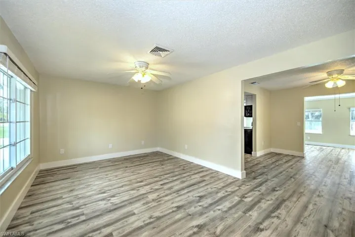 14832  Kimberly  LN, Fort Myers, FL 33908