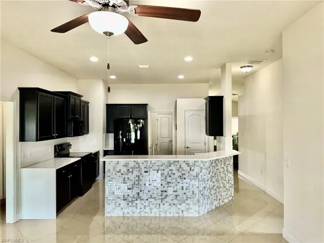 2103 NE 4th  PL, Cape Coral, FL 33909